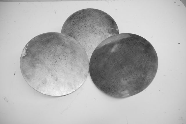 Kurt Strobeck – Arbeiten im Raum: Metallreliefe, Bild 2