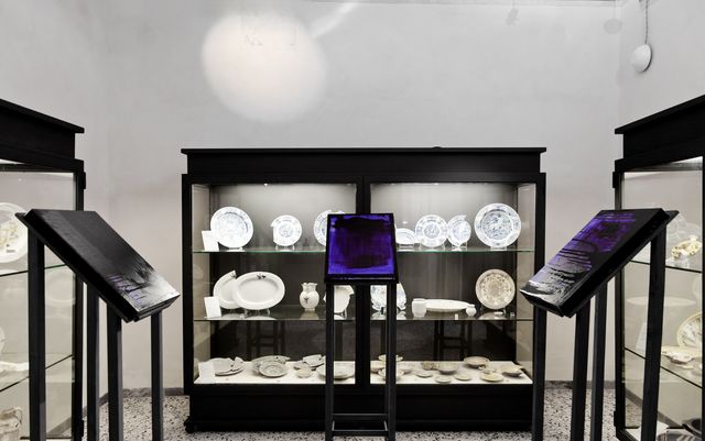 Kurt Strobeck – Ausstellung „Geometrie der Psyche“, Museo della Città, Palazzo Vescovile, Acquapendente & Casa Fornovecchino, Torre Alfina, Italien, 2012, Bild 9